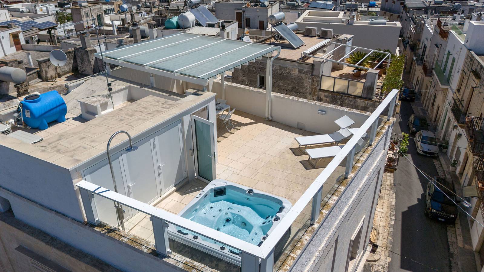 Ganze Wohnung, Ferienwohnung für 7 Personen mit Terrasse in Carovigno, Salento
