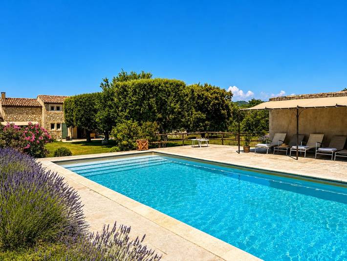 Ferienhaus für 10 Personen, mit Terrasse und Garten sowie Pool