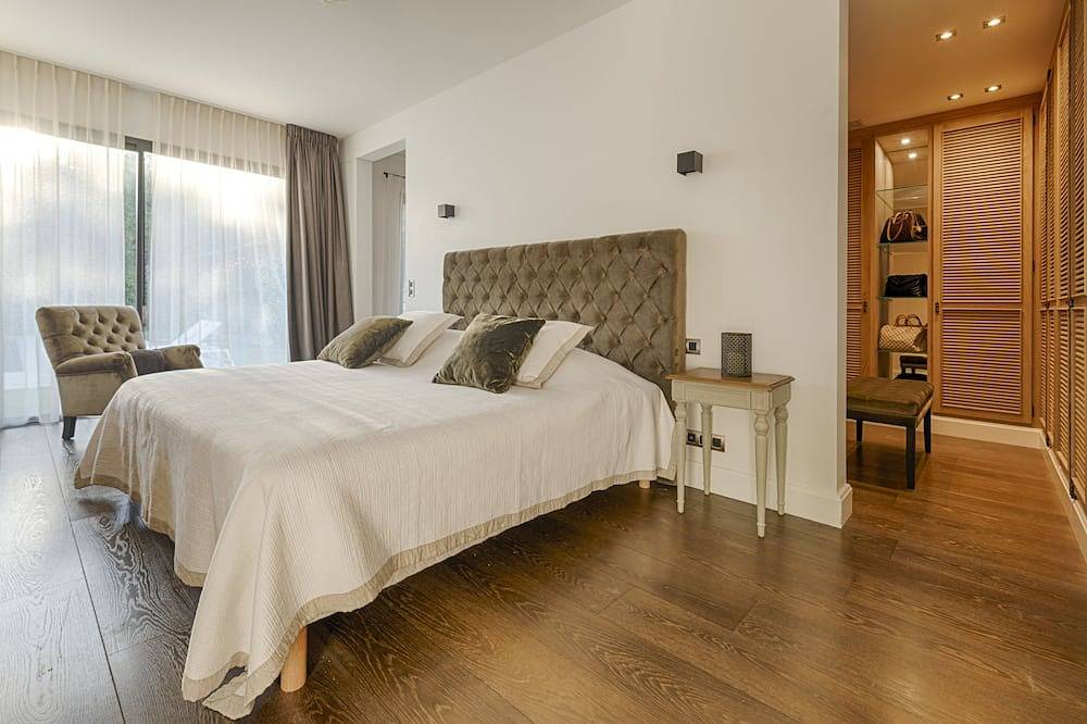 Luxury Villa In Private Secured Domain in Mougins, Cannes und Umgebung