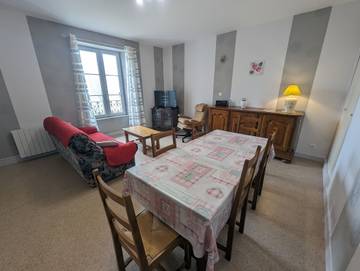 Gîte pour 5 Personnes dans Bourbonne-les-Bains, Haute-Marne, Photo 1