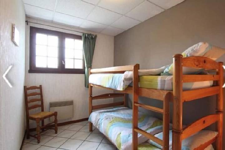 Gîte pour 6 personnes, avec jardin à Aramits - 3