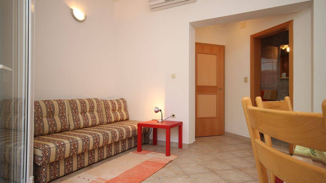 Hel ferieleilighet, Ferienwohnung für 2 Personen (30 m²) in Podgora in Podgora, Makarska Riviera