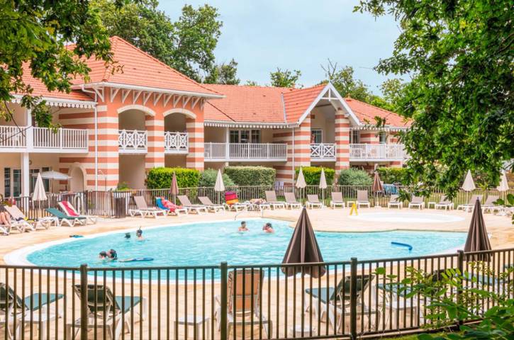 Studio für 5 Personen, mit Balkon und Terrasse sowie Garten und Kinderpool in Soulac-sur-Mer - 2