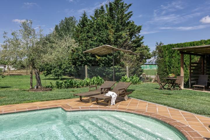 Casa rural para 4 personas, con Jardín en Serra de Daró - 2