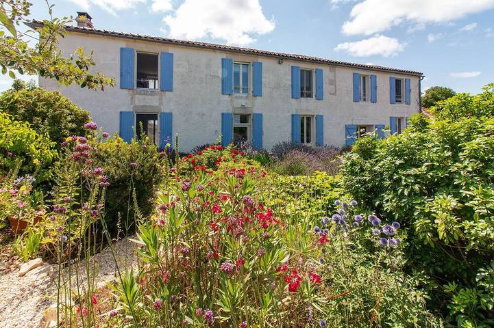 Location de vacances pour 7 personnes, avec Terrasse et Jardin dans Macqueville