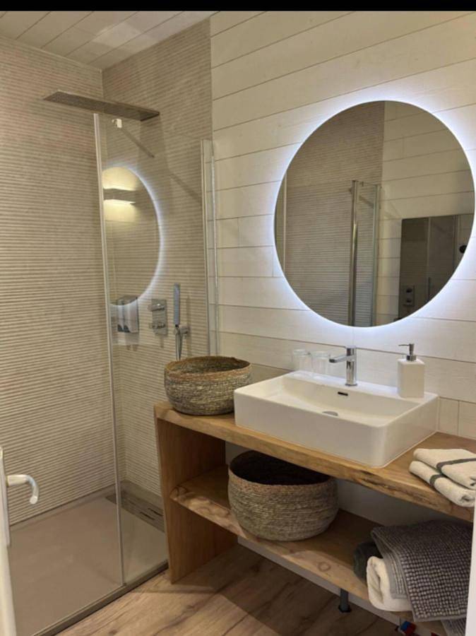 Double Room with Private External Bathroom in Vieille-Toulouse, Toulouse et ses environs