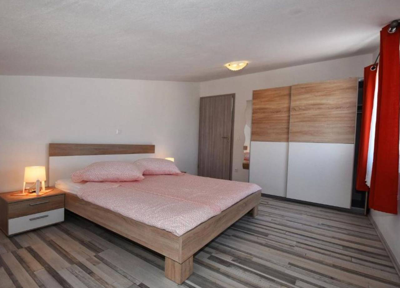 Ganze Wohnung, Ferienwohnung für 4 Personen mit Meerblick in Cervar, Porec und Umgebung