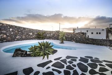 Holiday Home for 4 People in Tías, Lanzarote, Photo 1