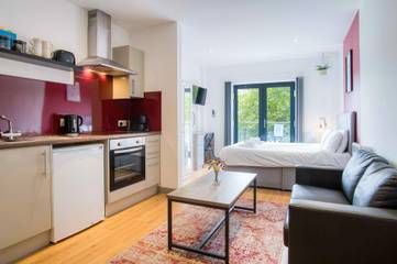 Gîte pour 2 personnes, avec balcon à Swansea
