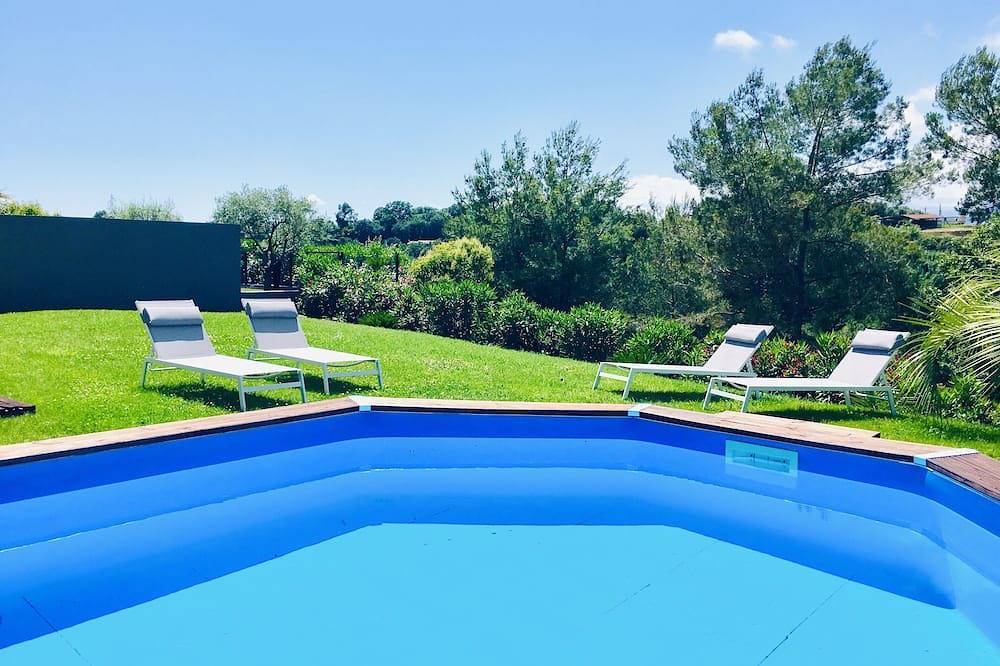 La Gaude, villa 6 personnes-jardin-piscine-vue dégagée au calme in La Gaude, Côte méditerranéenne (France)