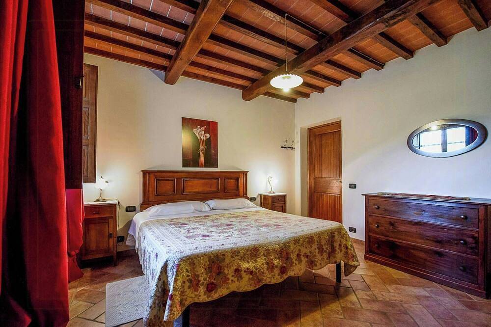 Casa con vistas a las colinas de Umbría in Lisciano Niccone, Valtiberina