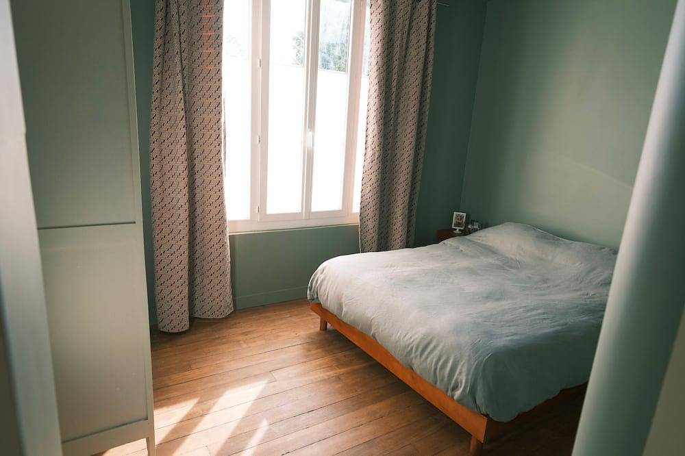 Entire apartment, Studio Vernon/Giverny with view in Vernon (Normandy), Évreux region