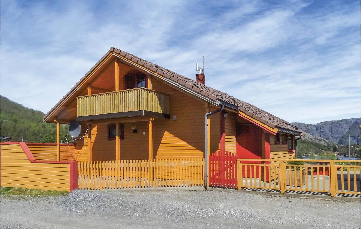 Ferienhaus für 11 Personen mit Terrasse in Gjesdal
