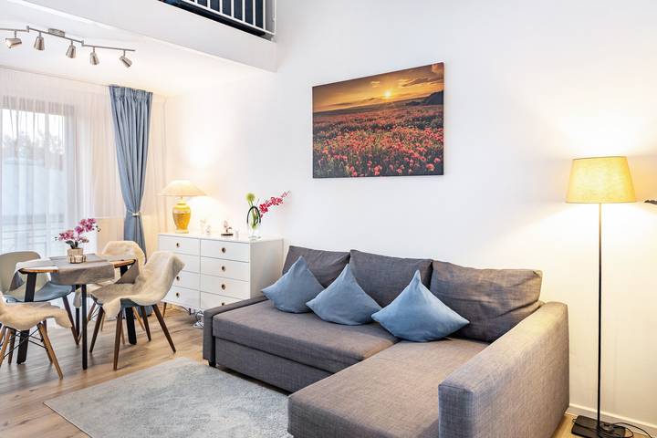 Appartement entier, Appartement en duplex à Schönefeld près de l'aéroport in Schönefeld, Région de Dahme-Spreewald