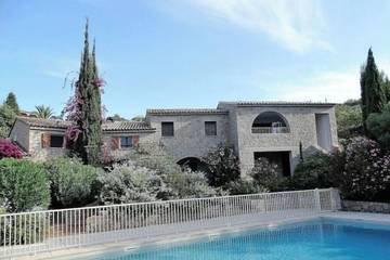 Villa pour 6 personnes, avec jardin et terrasse à Propriano
