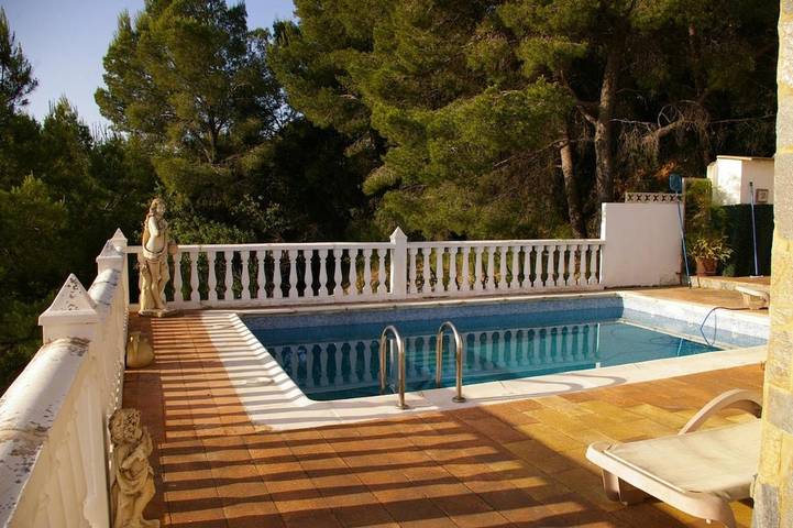 Casa de vacaciones para 6 personas, con piscina además de vistas y jardín - 1
