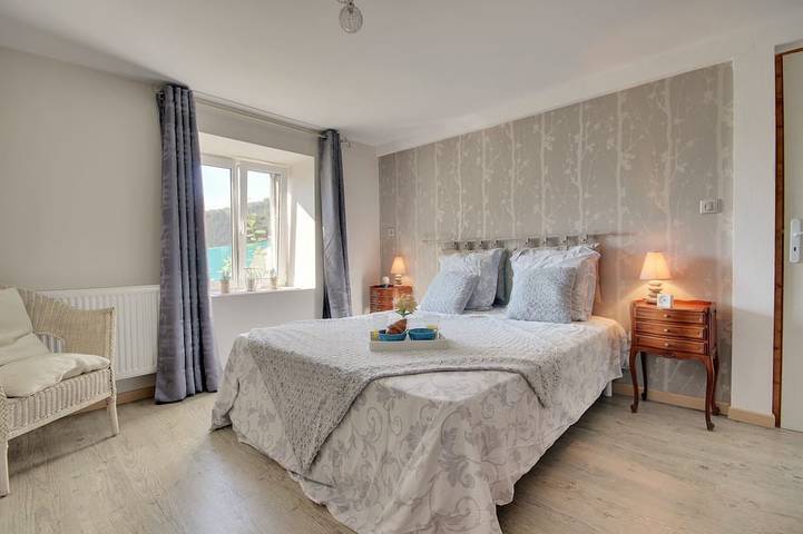 Gîte pour 4 personnes, avec jardin à Saint-Nabor - 2