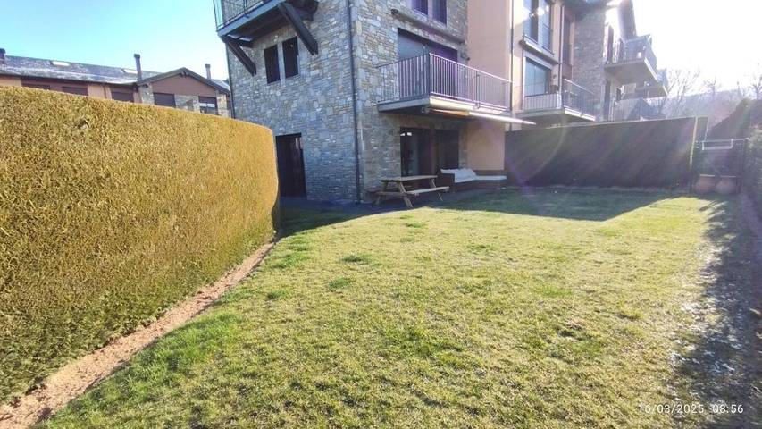 Gîte pour 3 personnes, avec jardin et vue à Bourg-Madame - 2