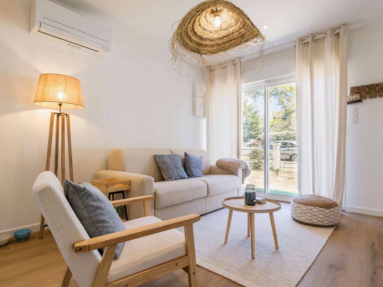 Maison rénovée 2023 à 300m de la mer avec terrasse, jardin clos, clim et wifi in Saint-Brévin l'Océan, Saint-Brevin-les-Pins