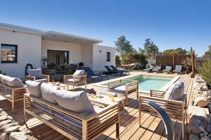 Location de vacances pour 6 personnes, avec jardin et piscine, adapté aux familles à Calenzana - 2