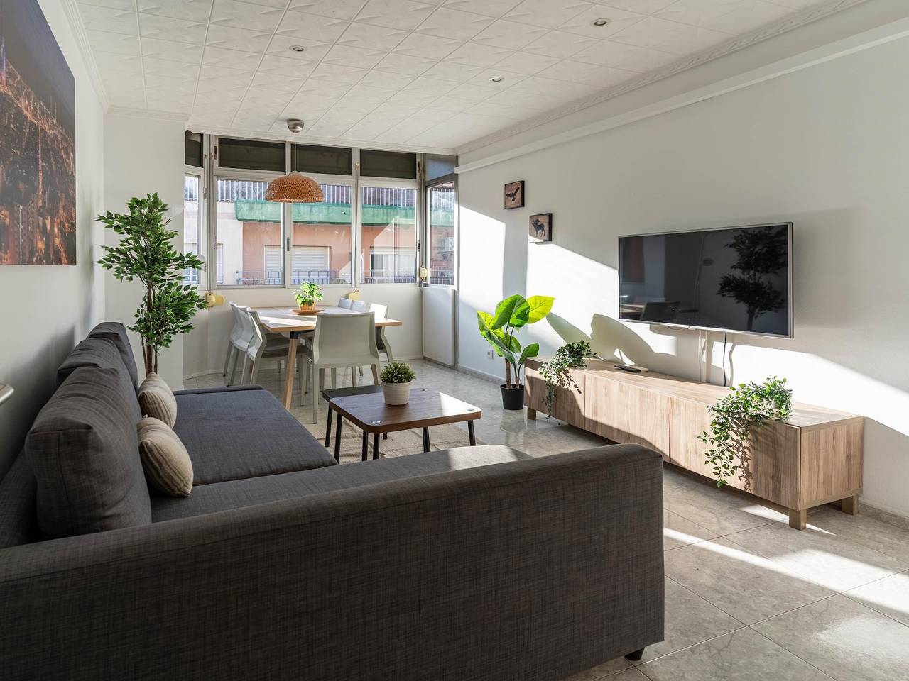 Ganze Ferienwohnung, Beautiful apartment in Camp Nou in Barcelona, Barcelonès