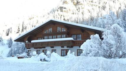 Hütte für 4 Personen, mit Sauna und Garten sowie Ausblick im Pitztal