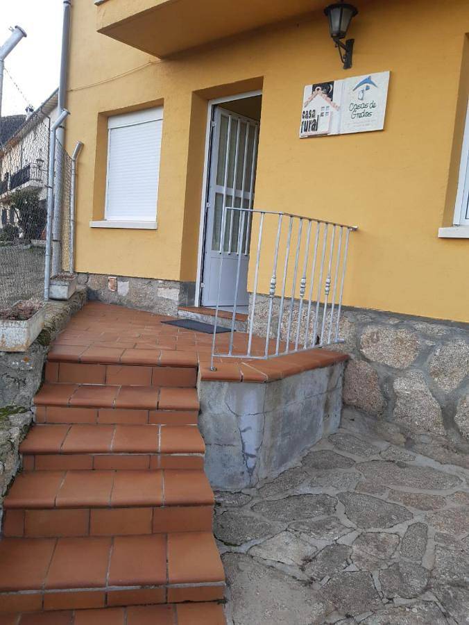 Casa rural para 8 personas, con vistas y jardín, Se admiten mascotas en San Martín del Pimpollar - 4