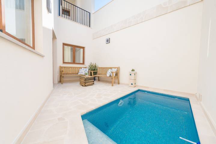 Chalet para 8 personas, con piscina y balcón - 1
