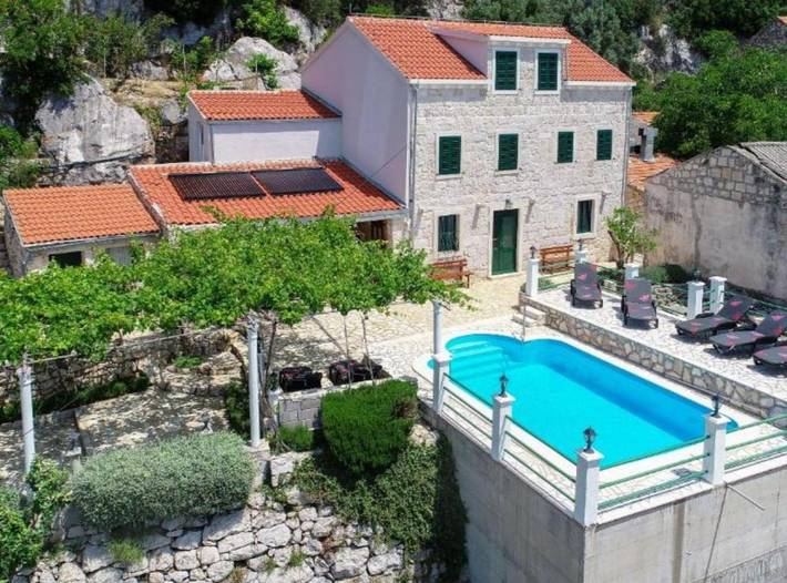 Villa pour 9 personnes, avec jardin et piscine, animaux acceptés à Viganj - 2