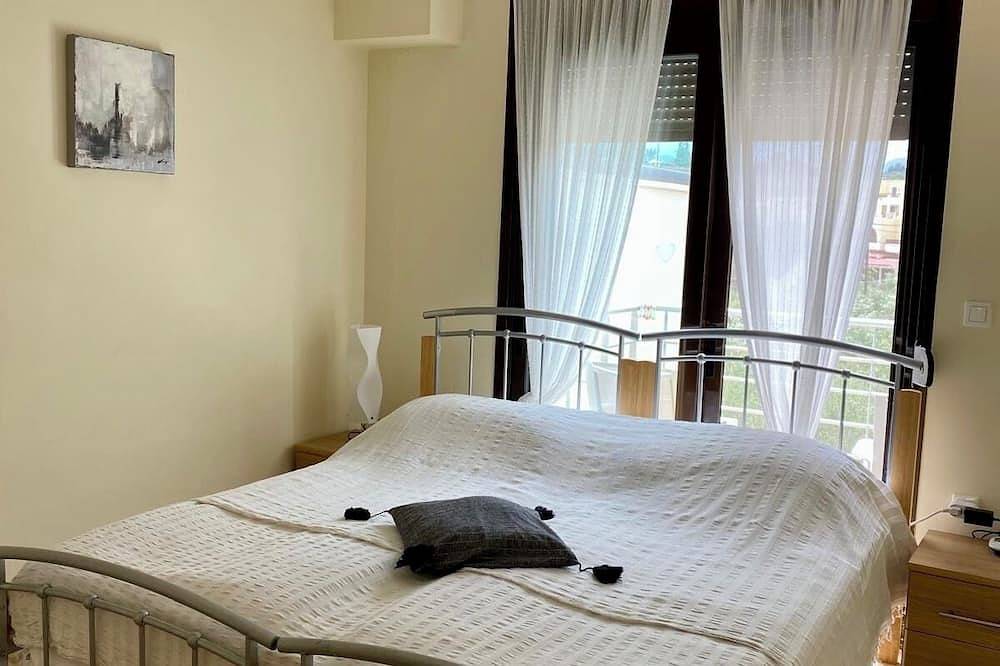 Hel leilighet, Almyrida Apartments, Stort basseng, 5 minutters gange fra stranden in Almyrida, Vámos