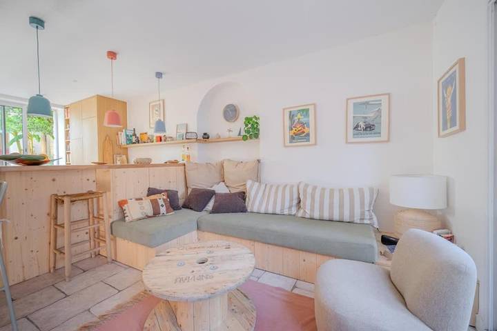 Location de vacances pour 6 personnes, avec terrasse et jardin, animaux acceptés à Périgny - 4