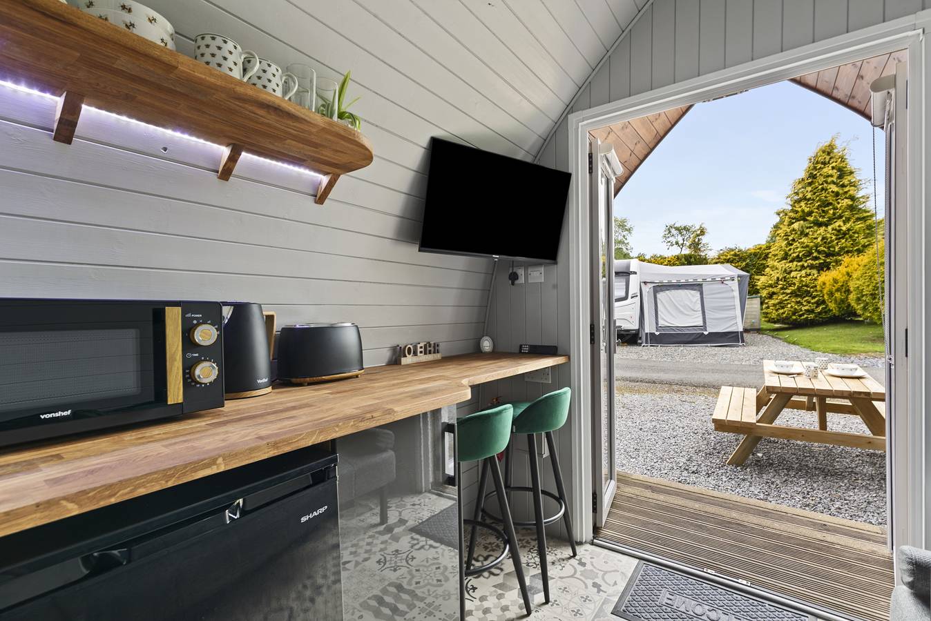 The Hideaway - Tranquil Glamping Pod in Narberth, Pembrokeshire