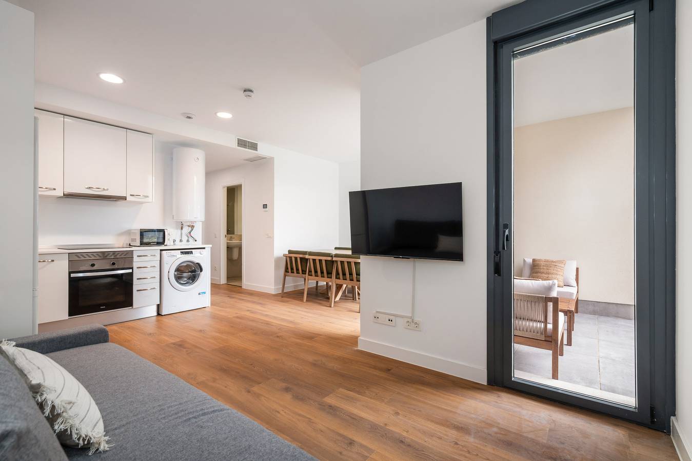 Entire apartment, The Kings Residence: Business Ready in San Sebastián de los Reyes, Madrid Province