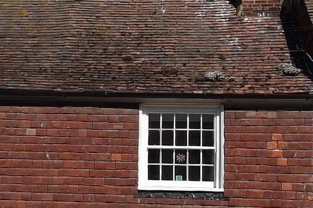 16th Century Cottage Situated Opposite The Medieval Landgate Arch in Rye, East Sussex