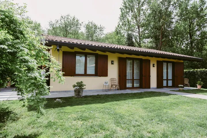 Bed and breakfast per 4 persone, con giardino - 1