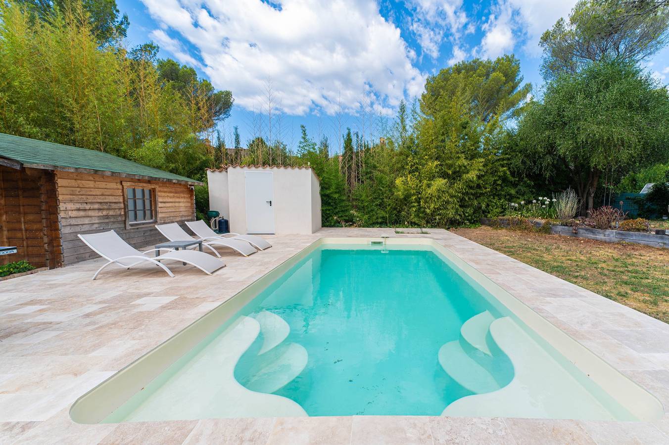 Villa Piscine Privée Boulouris Plage à Pied in Boulouris, Saint-Raphaël