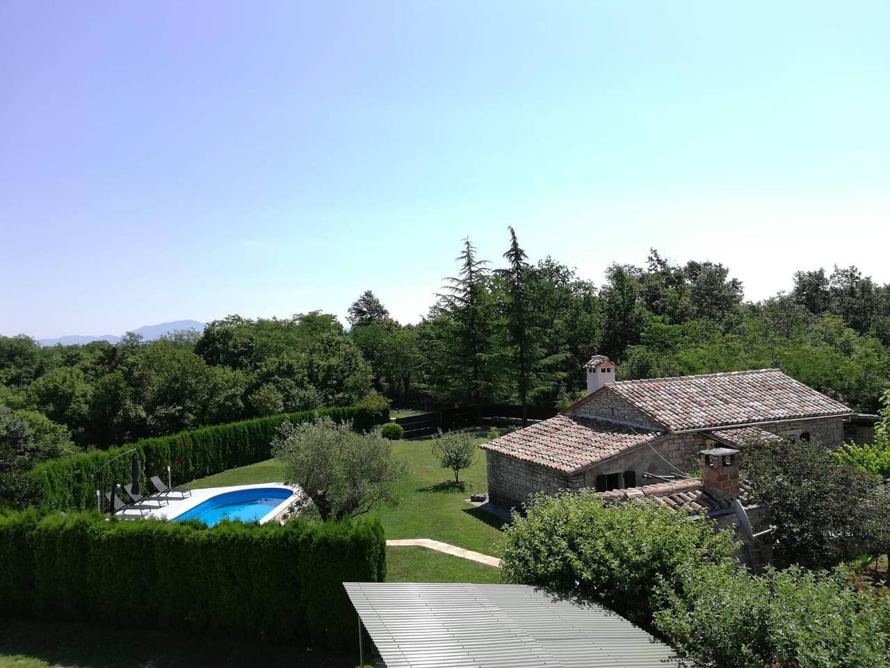 Vakantiehuis met privé-zwembad voor 4 personen ca. 60 qm in Bazgalji, Istrië (binnenland van Istrïë) in Gračišće, Centraal Istrië