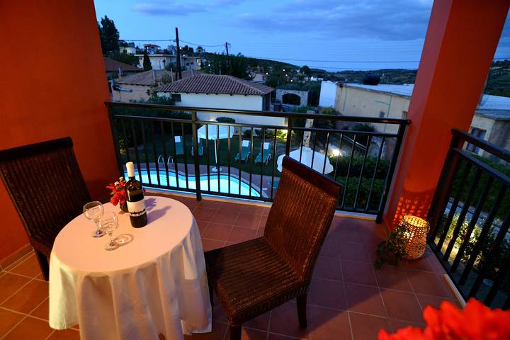 Inspirada Villa Christina I con piscina privada y jardín in Region Heraklion