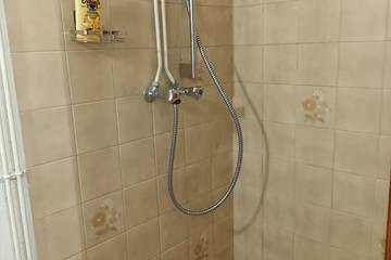 Chambre d’hôte pour 2 personnes, avec jardin et jacuzzi à Bourg-de-Péage
