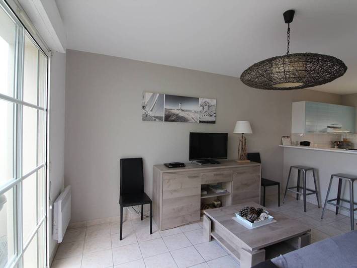 Modernes Haus in Saint-Pierre-d'Oléron mit Garten, nahe Hafen und Stränden, 4 Schlafplätze in La Cotinière, Saint-Pierre-d'Oléron