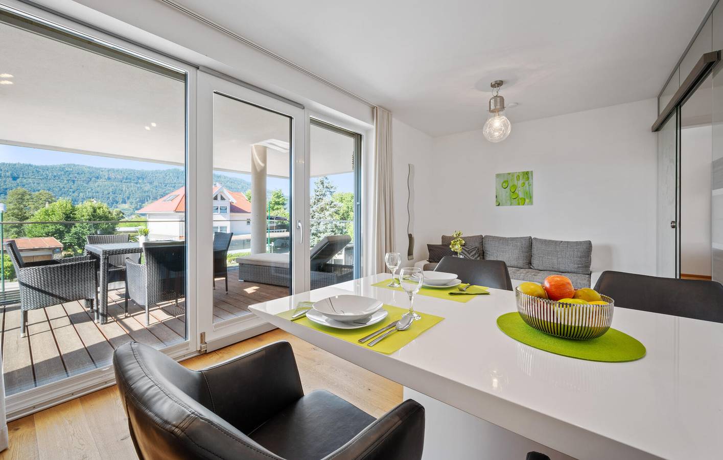 Ganze Ferienwohnung, Ferienwohnung für 3 Personen mit Terrasse in Pörtschach am Wörthersee, Klagenfurt-Villach