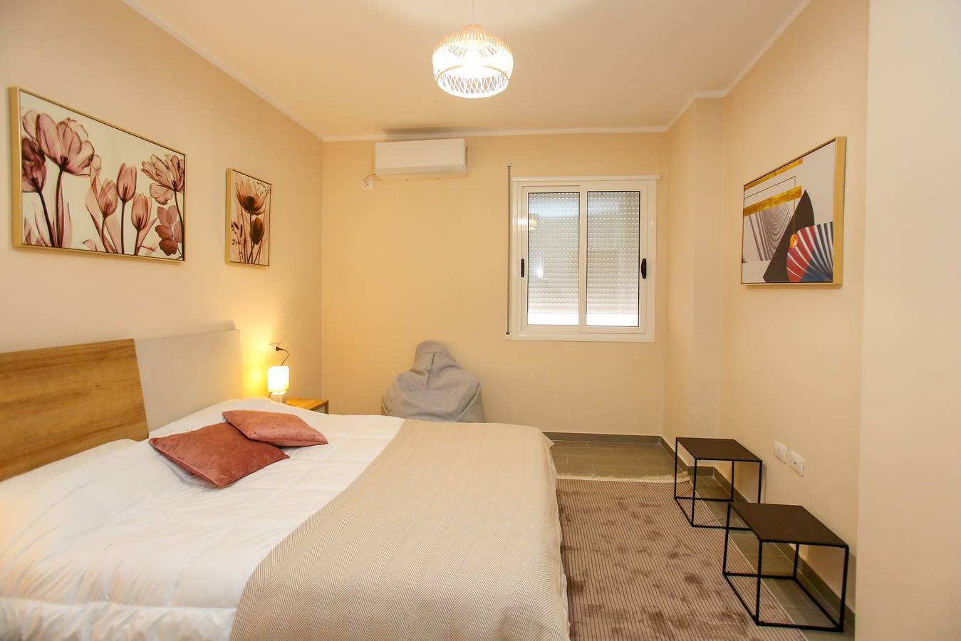 Apartamento entero, Apartamento de vacaciones para 4 personas con balcón in Vlorë (Ciudad), Vlorë