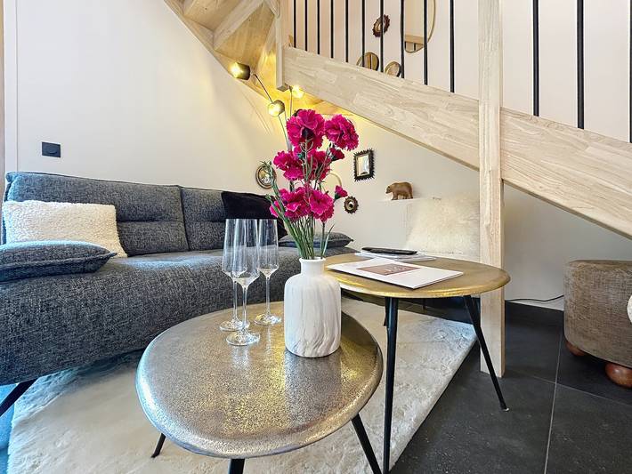 Entire apartment, New 2-bedroom apartment near ski slopes in Combloux with parking in Combloux, Pays du Mont-Blanc