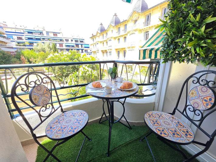 Gîte pour 2 personnes, avec Balcon ainsi que Terrasse et Vue dans Casino Ruhl - 4