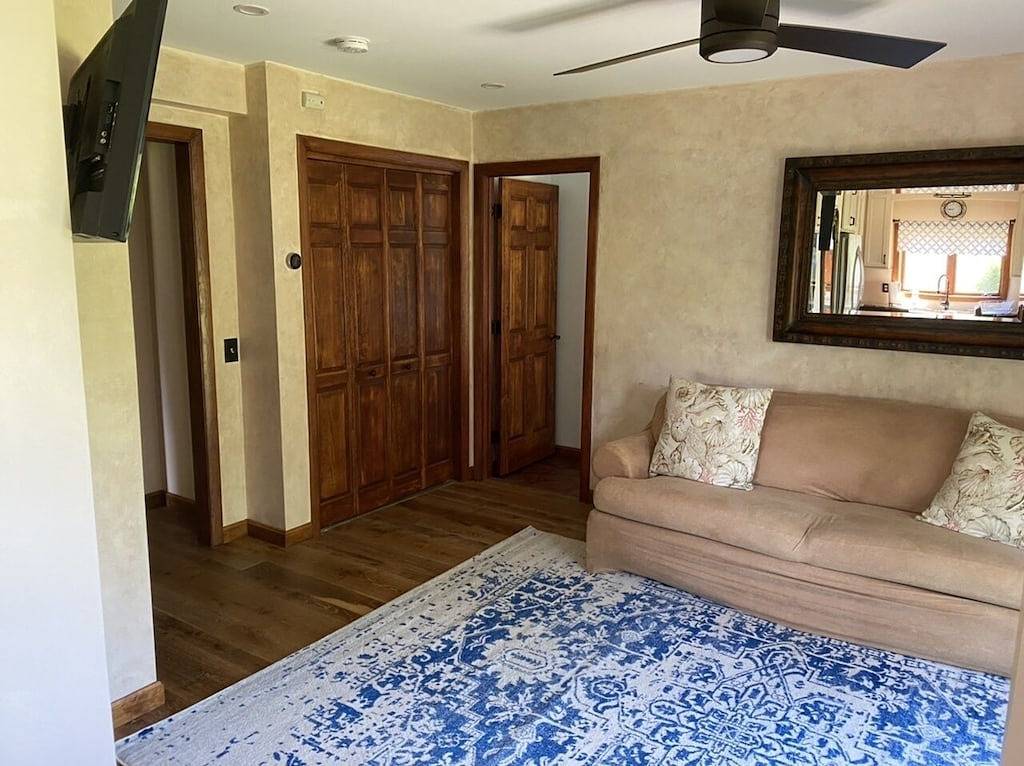 Ganze Wohnung, Beautiful Home Minuten zum Strand in Middletown, Newport County