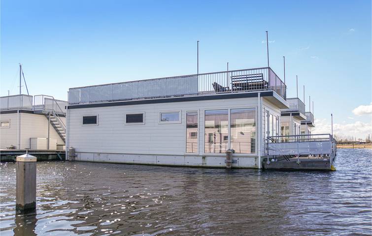 Hausboot für 4 Personen, mit Terrasse und Ausblick - 1