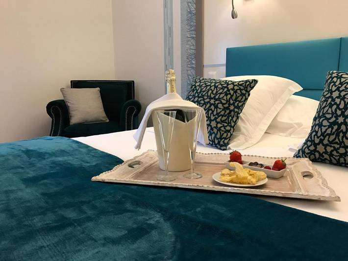 Hôtel pour 2 personnes, avec sauna ainsi que jacuzzi et terrasse