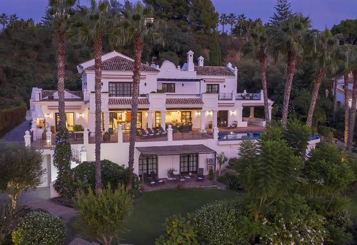 Villa pour 12 personnes, avec jardin à Estepona