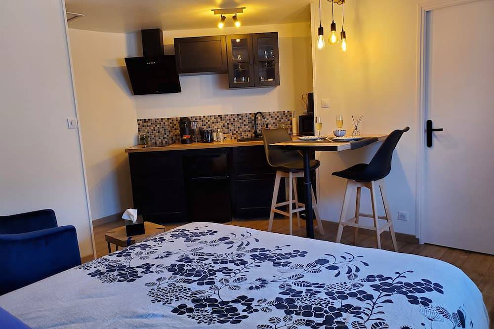 Jacuzzi Privatif Dans Maison de Village au Calme in Flaviac, Privas