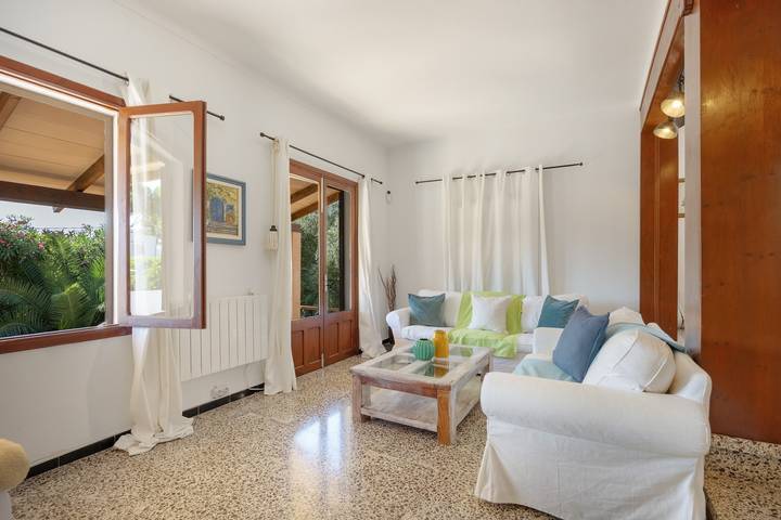 Vakantiehuis 'Villa Buena Vista' met Uitzicht op Zee, Wi-Fi en Airconditioning in Cala Pi, Llucmajor